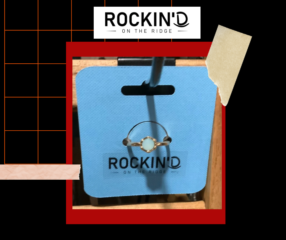 Round turquoise ring